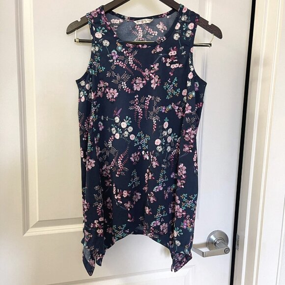 Denim Jeans & Casuals Tops - Bundle It! Women's Designer Floral Tank Blue Tunic Blouse Tshirt Top Size M